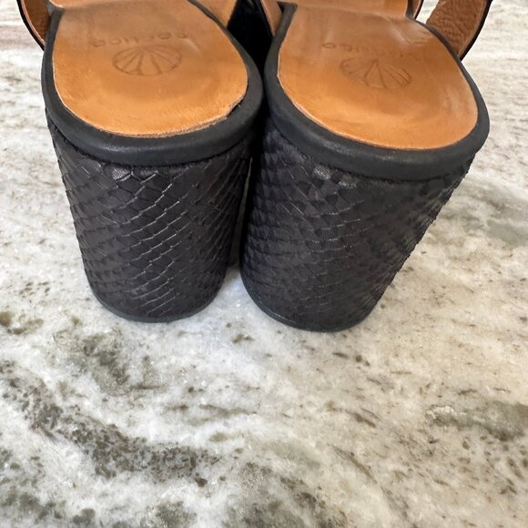 Coclico Leonora Wedge Sandals in black, size 38.5 ~ pre-owned - Picture 4 of 9